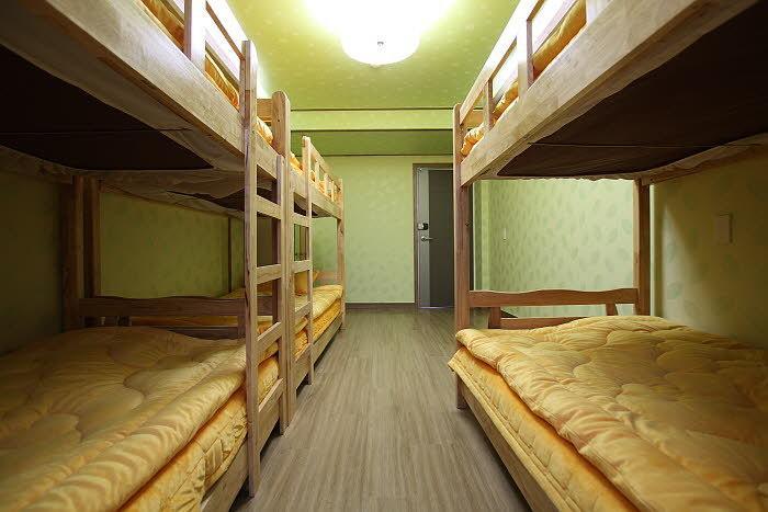 Gyeongju Friend Guesthouse חדר תמונה