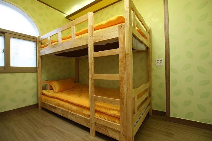Gyeongju Friend Guesthouse חדר תמונה