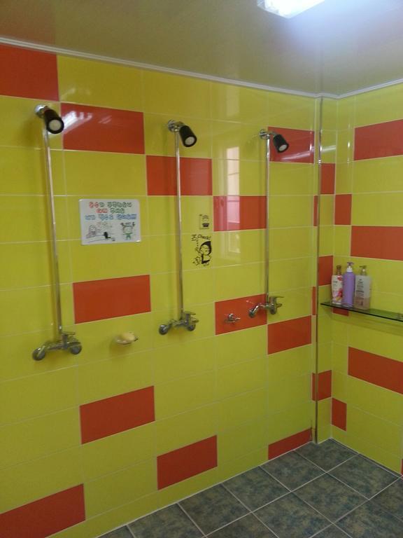 Gyeongju Friend Guesthouse מראה חיצוני תמונה