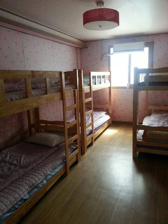 Gyeongju Friend Guesthouse מראה חיצוני תמונה
